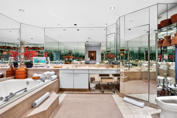 Bal Harbour Tower, 9999 Collins Ave #5E, Bal Harbour, Florida 33154, image 1