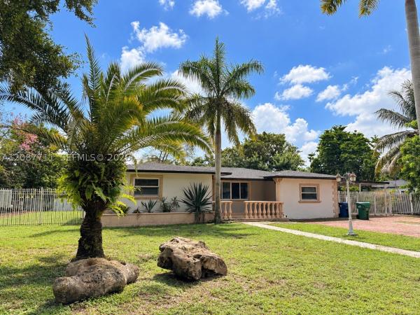 80 NE 162nd St, Unincorporated Dade County, Florida 33162, image 1