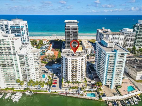 La Rive Gauche, 5880 Collins Ave #PH-3, Miami Beach, Florida 33140, image 2