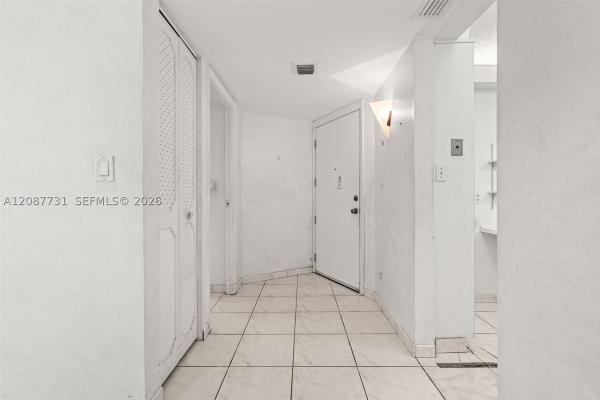 Bravura, 3301 N Country Club Dr #208, Aventura, Florida 33180, image 1