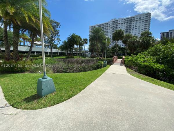 Admirals Port East, 2851 NE 183rd St #303E, Aventura, Florida 33160, image 2
