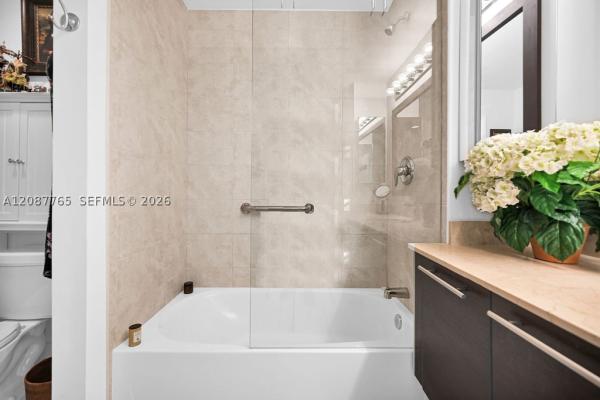 Quantum On The Bay, 1900 N Bayshore Dr #5103, Miami, Florida 33132, image 3