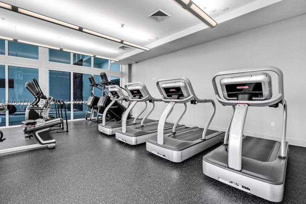 Quantum On The Bay, 1900 N Bayshore Dr #5103, Miami, Florida 33132, image 2