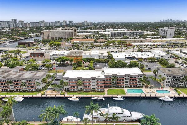 3111 NE 51st St #305C, Lauderdale By The Sea, Florida 33308, image 1