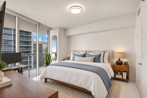 Icon Brickell Tower 1, 475 Brickell Ave #3609, Miami, Florida 33131, image 3