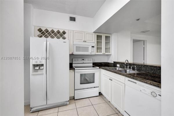 Altos De Miami, 1 Glen Royal Pkwy #1010, Miami, Florida 33125, image 2