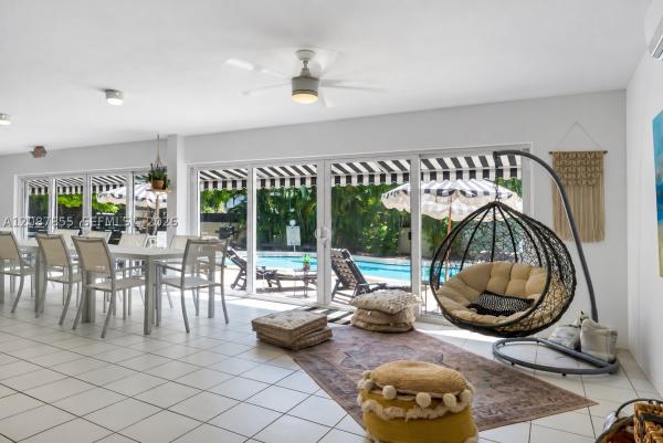 Sunrise Manors, 260 Sunrise Dr #D, Key Biscayne, Florida 33149, image 1