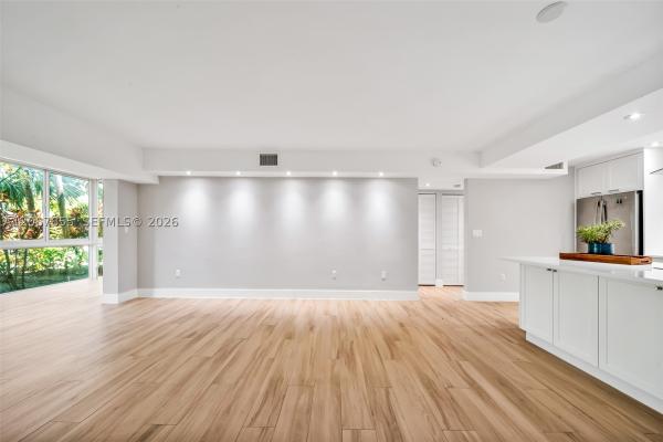 Sunrise Manors, 260 Sunrise Dr #D, Key Biscayne, Florida 33149, image 3