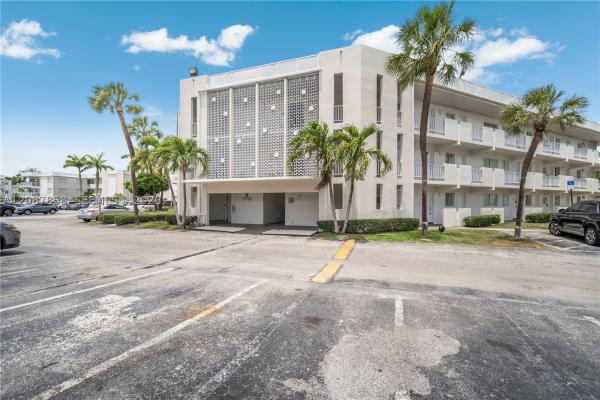 Unincorporated Dade County, Florida 33156, image 3