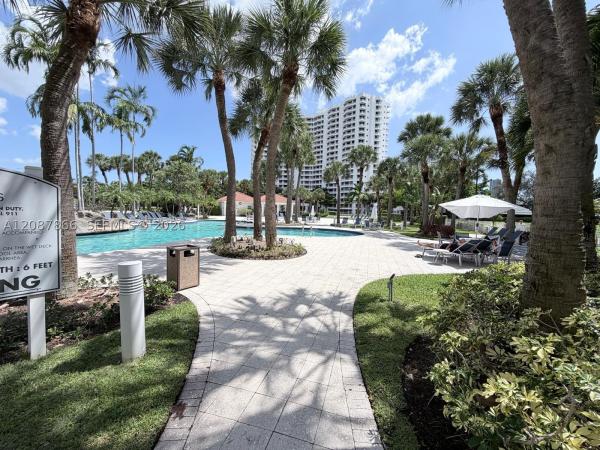Parc Central Aventura South, 3300 NE 191st St #512, Aventura, Florida 33180, image 1