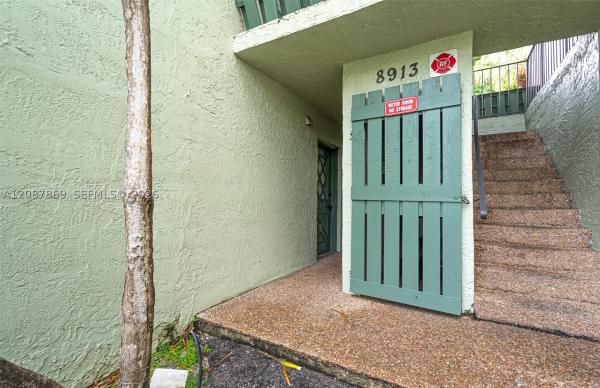 Sun & Lake, 8913-D NW 28th Dr #40, Coral Springs, Florida 33065, image 1