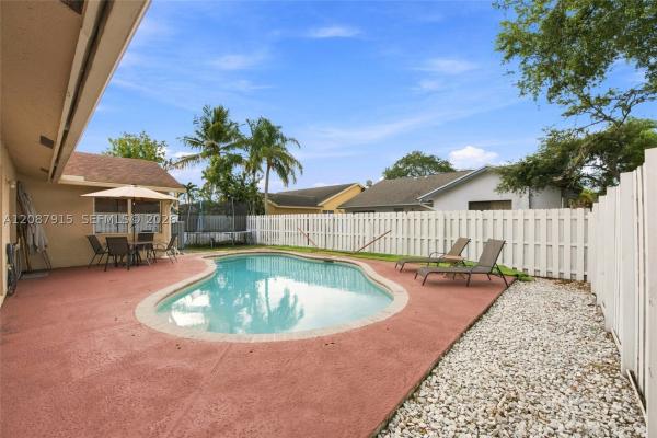 5346 NW 99th Way, Coral Springs, Florida 33076, image 1