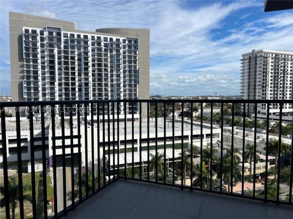 5300 Paseo At Downtown Doral, 5300 NW 85th Ave #711, Doral, Florida 33166, image 1