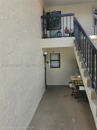 9708 Hammocks Blvd #101-32, Unincorporated Dade County, Florida 33196, image 3