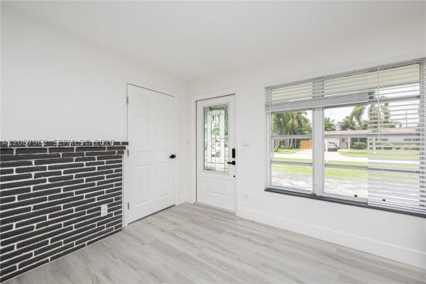 Hollywood Hills, 3904 Grant St, Hollywood, Florida 33021, image 1
