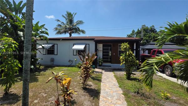 Norwood, 350 NW 188th St, Miami Gardens, Florida 33169, image 2