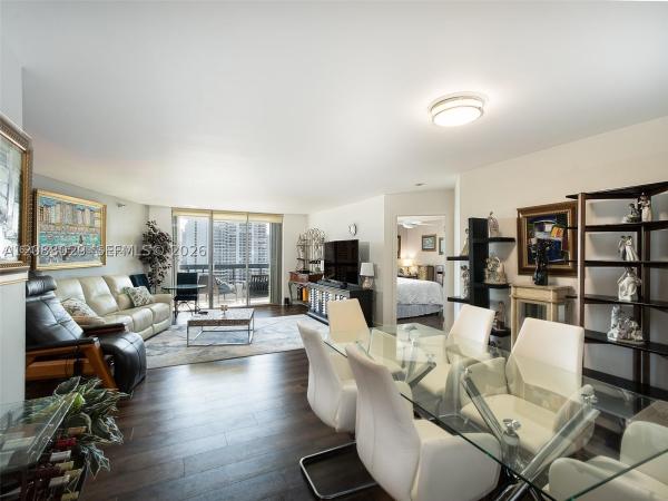 Mystic Pointe Tower 400, 3500 Mystic Pointe Dr #1607, Aventura, Florida 33180, image 3