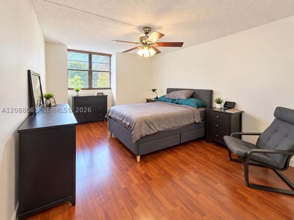 10625 SW 112th Ave #111, Unincorporated Dade County, Florida 33176, image 2