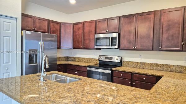 Aquabella, 10570 W 33rd Ln, Hialeah, Florida 33018, image 1