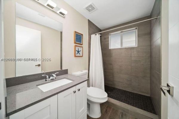 2324 Garfield St #4, Hollywood, Florida 33020, image 3