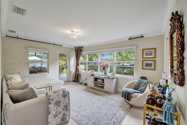 Meadowbrook, 418 NW 20th St, Wilton Manors, Florida 33311, image 2