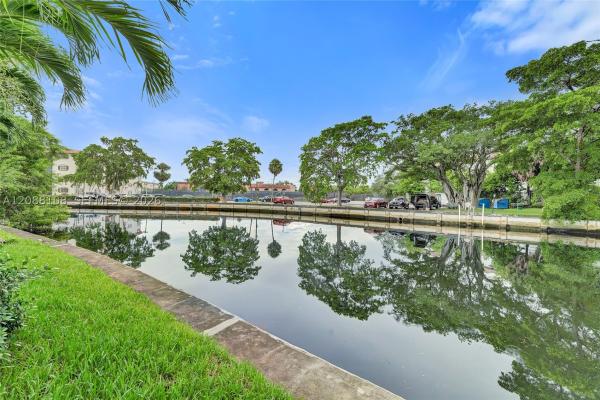 Meadowbrook, 418 NW 20th St, Wilton Manors, Florida 33311, image 1