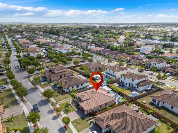 Kingman Commons, 2484 SE 2nd St, Homestead, Florida 33033, image 1