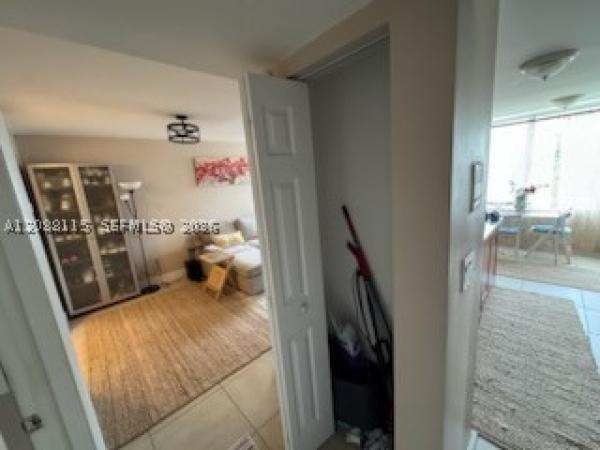 Caribbean Breeze, 250 180th Dr #455, Sunny Isles Beach, Florida 33160, image 3