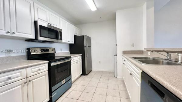 Village At Abacoa, 1203 Town Center Dr #415, Jupiter, Florida 33458, image 2