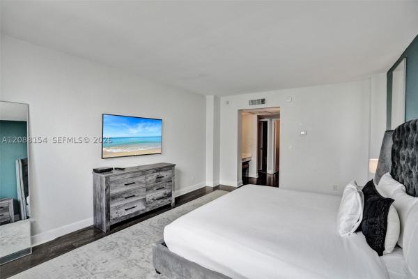 Ocean Reserve, 19370 Collins Ave #816, Sunny Isles Beach, Florida 33160, image 2