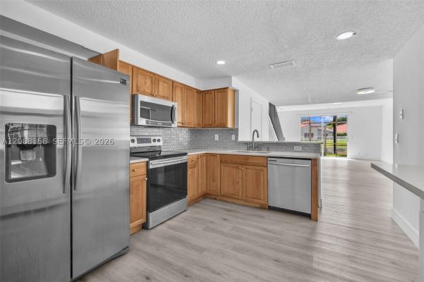 San Sebastian, 1303 Presidio Dr #6-41, Weston, Florida 33327, image 2