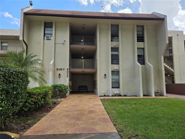 Concord Village, 8050 W Mcnab Rd #310, Tamarac, Florida 33321, image 1
