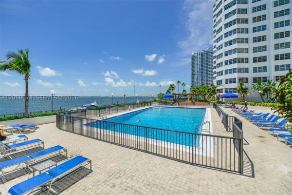 The Four Ambassadors, 801 Brickell Bay Dr #1962, Miami, Florida 33131, image 2