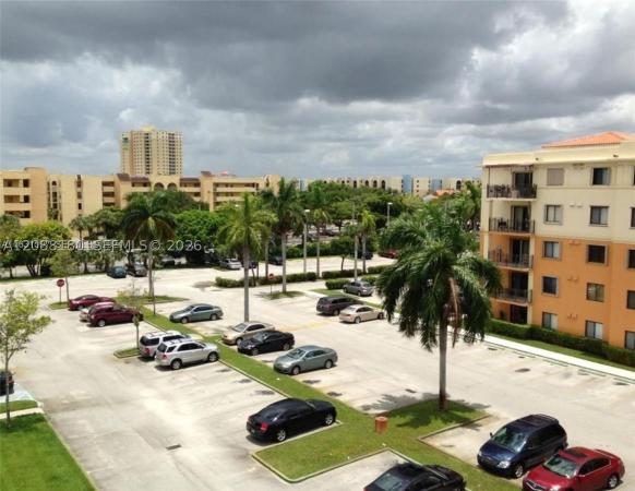 9360 Fontainebleau Blvd #612, Unincorporated Dade County, Florida 33172, image 3