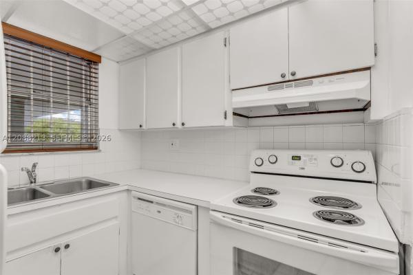 210 Fontainebleau Blvd #410, Unincorporated Dade County, Florida 33174, image 2