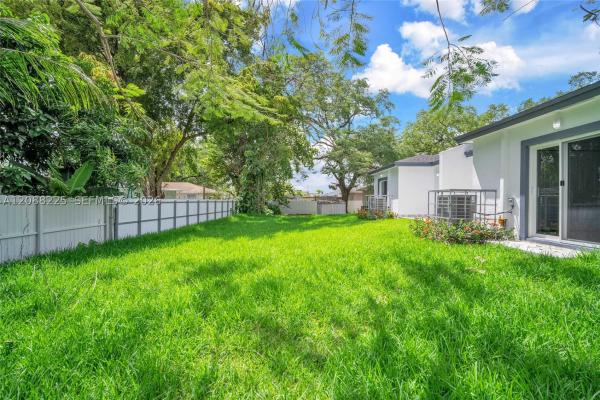 2448 NW 42nd St #B, Unincorporated Dade County, Florida 33142, image 1