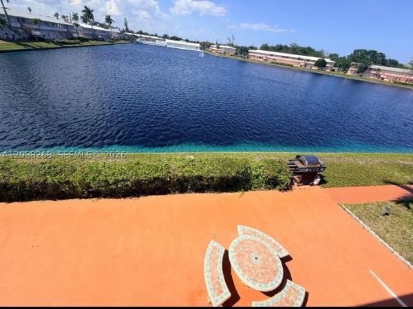 1030 SW 11th St #20M, Hallandale Beach, Florida 33009, image 3