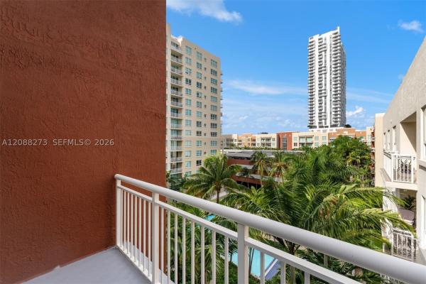 Cite On The Bay East, 2000 N Bayshore Dr #619, Miami, Florida 33137, image 3