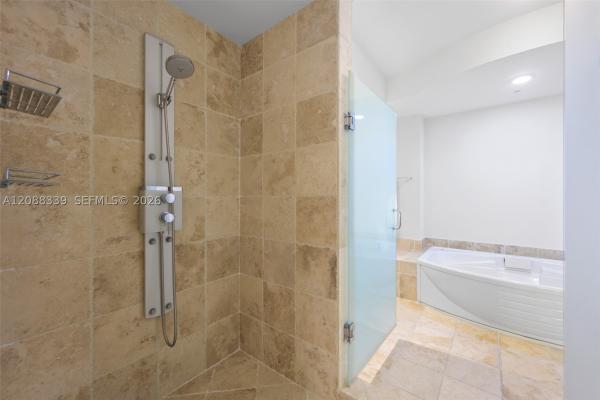 Trump Royale, 18201 Collins Ave #1006, Sunny Isles Beach, Florida 33160, image 1