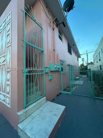 822 SW 6th St #1, Miami, Florida 33130, image 3