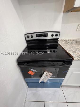 Yolanda Villas, 4550 NW 9th St #605E, Miami, Florida 33126, image 3