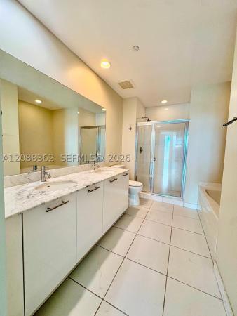 The Plaza On Brickell East, 950 Brickell Bay Dr #4505, Miami, Florida 33131, image 3