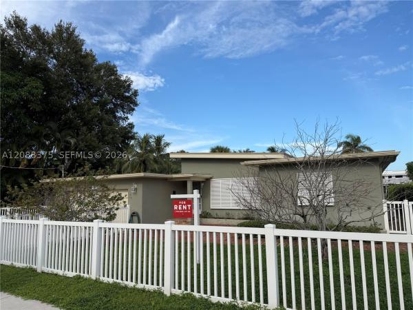 Seawanna, 800 SW 8th Ter, Fort Lauderdale, Florida 33315, image 1