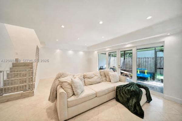 Hollywood Gardens, 2801 N 34th Ave #16C, Hollywood, Florida 33021, image 1