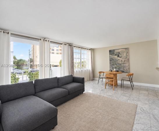 Golden Isles Yacht Club, 430 Golden Isles Dr #205, Hallandale Beach, Florida 33009, image 1