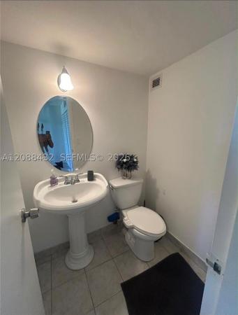 Plaza Of The Americas, 16909 N Bay Rd #512, Sunny Isles Beach, Florida 33160, image 2