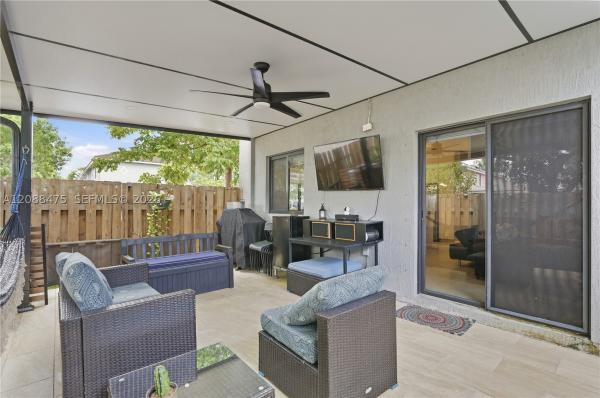 16335 SW 44th Ter, Unincorporated Dade County, Florida 33185, image 3