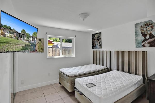 South Hollywood, 1002 S 28th Ave, Hollywood, Florida 33020, image 1