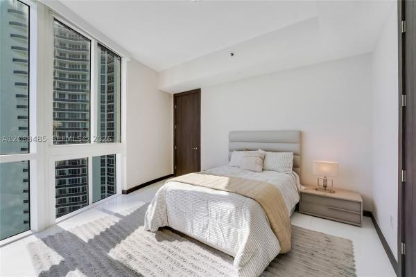 Tdr Tower 2, 15901 Collins Ave #2701, Sunny Isles Beach, Florida 33160, image 2