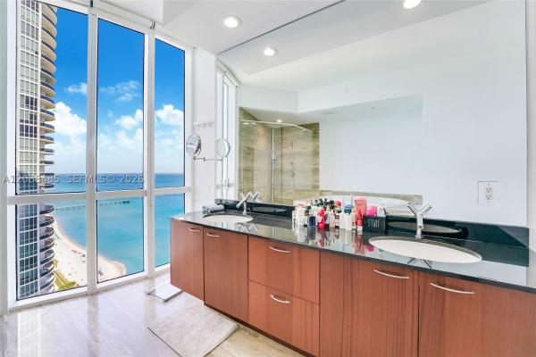 Tdr Tower 2, 15901 Collins Ave #2701, Sunny Isles Beach, Florida 33160, image 1